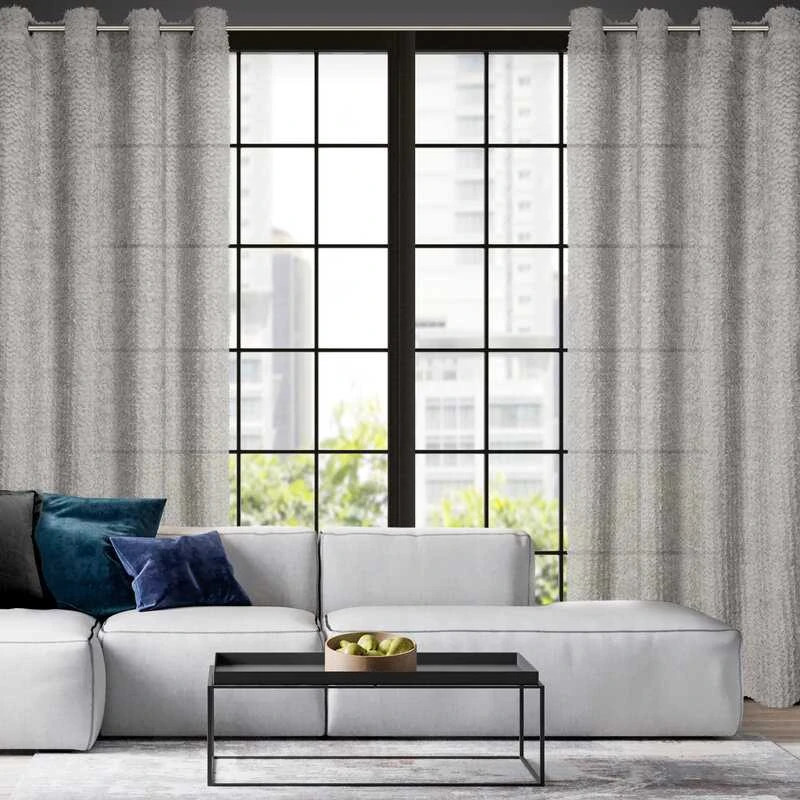Eurofirany Sidabrinė užuolaida 135x250 cm, su moherio siūlų detalėmis ir metalinėmis kilpomis, moderni poliesterio langų uždanga, stilingas namų dekoras