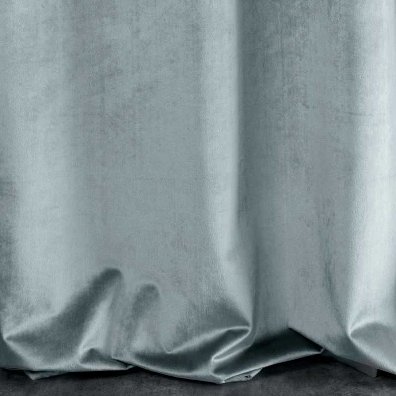 Minkšto ir blizgaus aksomo naktinė užuolaida Eurofirany SAMANTA 140X270cm, juosta / tunelis / kabliukai, spalva: sidabrinė