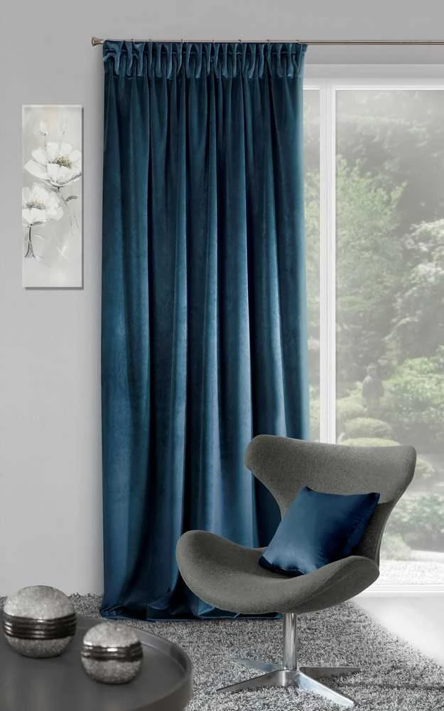 Naktinė užuolaida iš minkšto aksomo Eurofirany DIVA LINE RIA 140X270 cm, juosta/ tunelis/ kabliukai, 300 g/m2, spalva: mėlyna