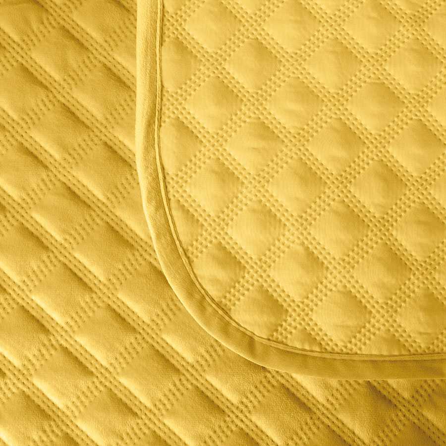 Geltonas dekoratyvinis pledas, dygsniuotas poliesterio pledas, 170x210 cm pledas, geometrinio rašto pledas, svetainės pledas, miegamojo pledas, užtiesalas