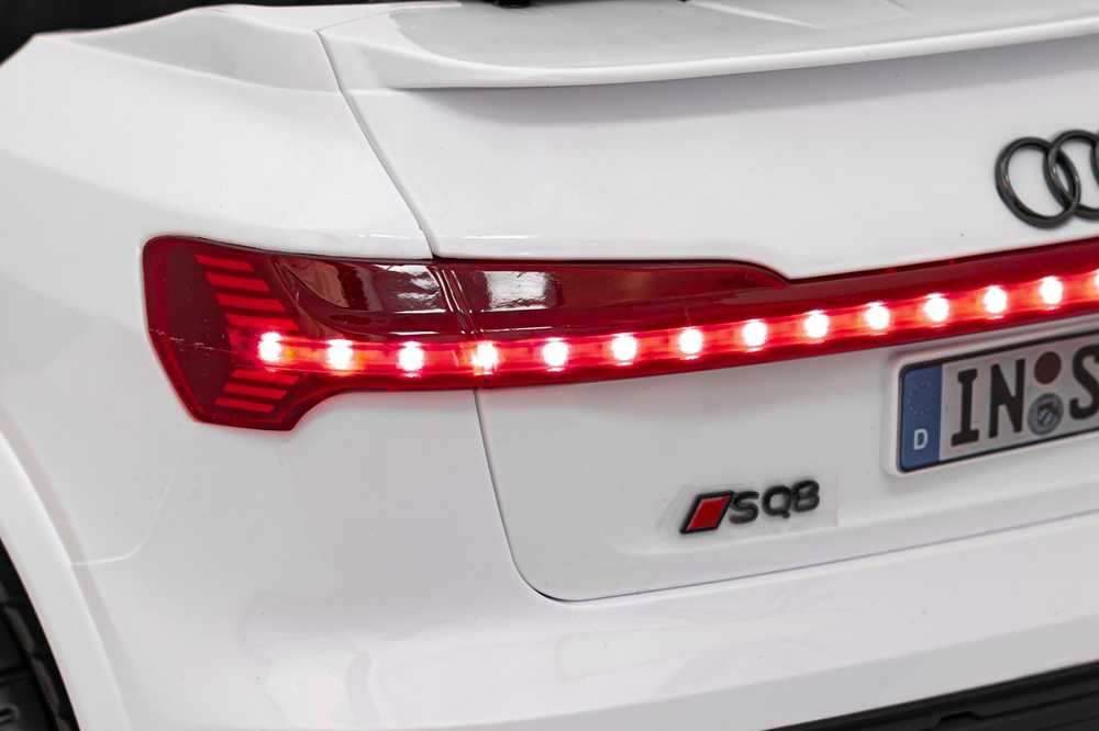 Ramiz Sp. z o.o. Važiuoklė Audi SQ8 Baltas