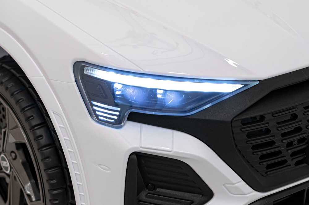 Ramiz Sp. z o.o. Važiuoklė Audi SQ8 Baltas