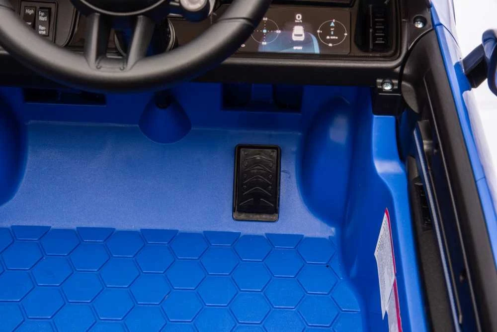 Mėlyna Elektromobilis Porsche Cayenne, Mėlyna