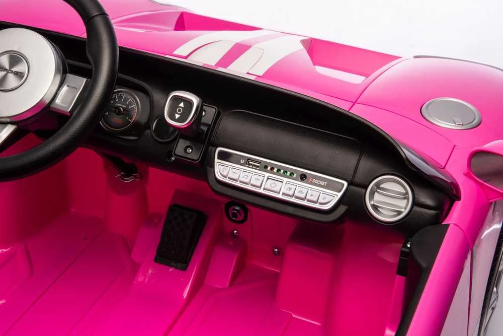 Jokomisiada Elektromobilis Ford GT, Rožinė