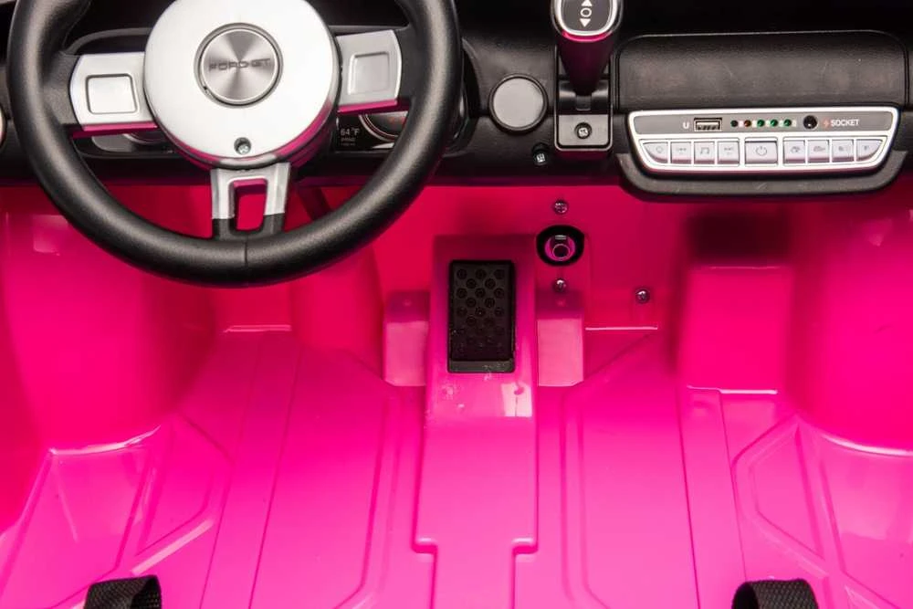 Jokomisiada Elektromobilis Ford GT, Rožinė