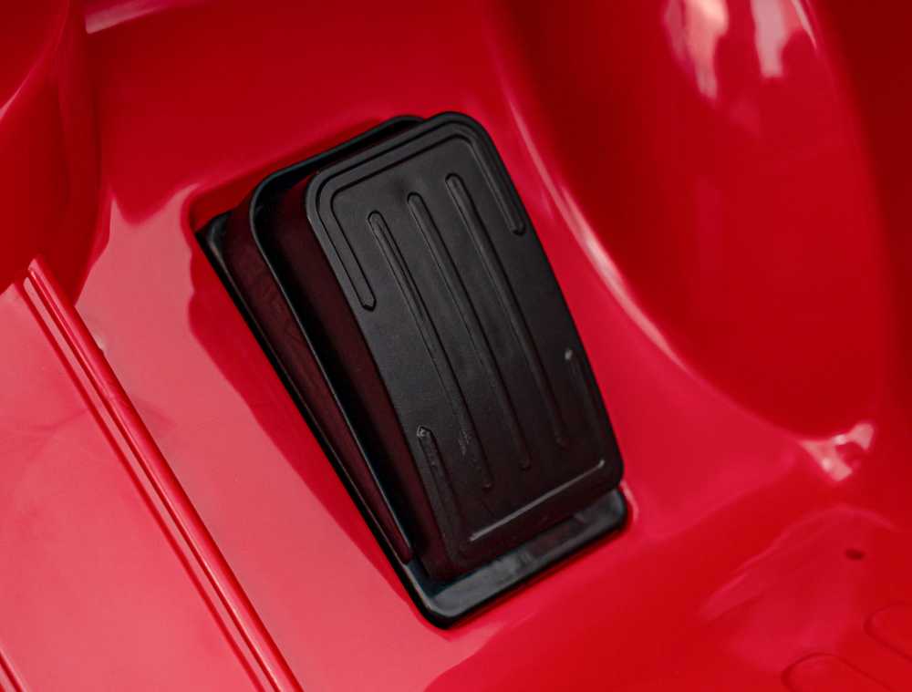 Ramiz Sp. z o.o. Elektromobilis Ford Ranger LIFT, Raudona