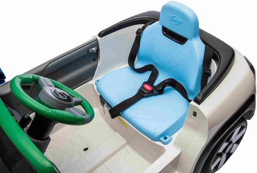Elektromobilis Mini Concept Aceman, Baltas