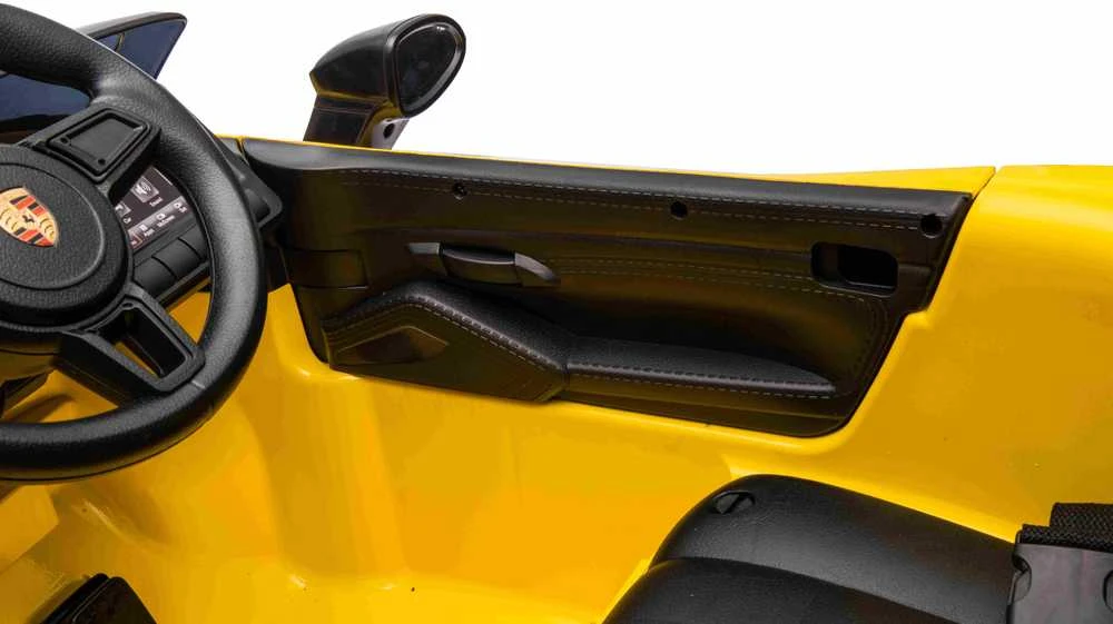 Roger Elektromobilis Porsche Spyder RS 718 geltonas