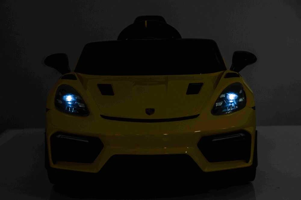 Roger Elektromobilis Porsche Spyder RS 718 geltonas