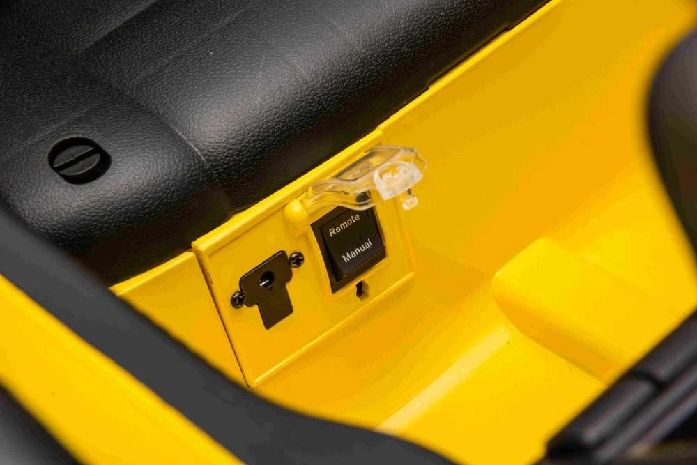 Roger Elektromobilis Porsche Spyder RS 718 geltonas