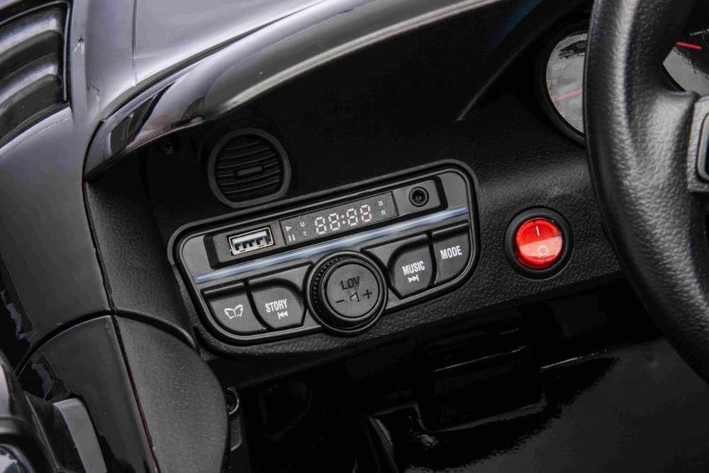 Roger Elektromobilis Porsche 718 MP4, Juodas