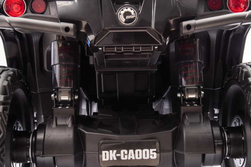 Quad Can Am Outlander ATV Juodas