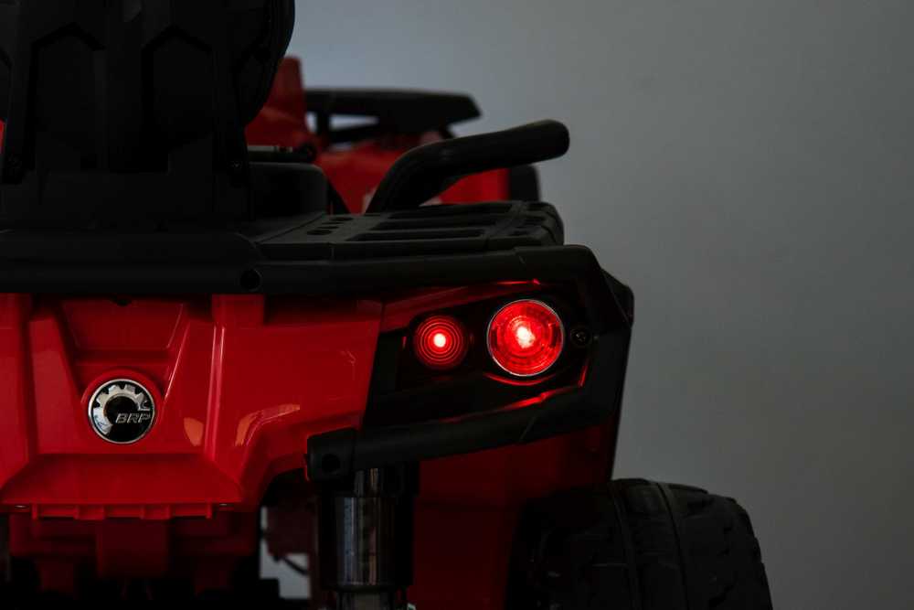 Quad Can Am Outlander ATV Raudona