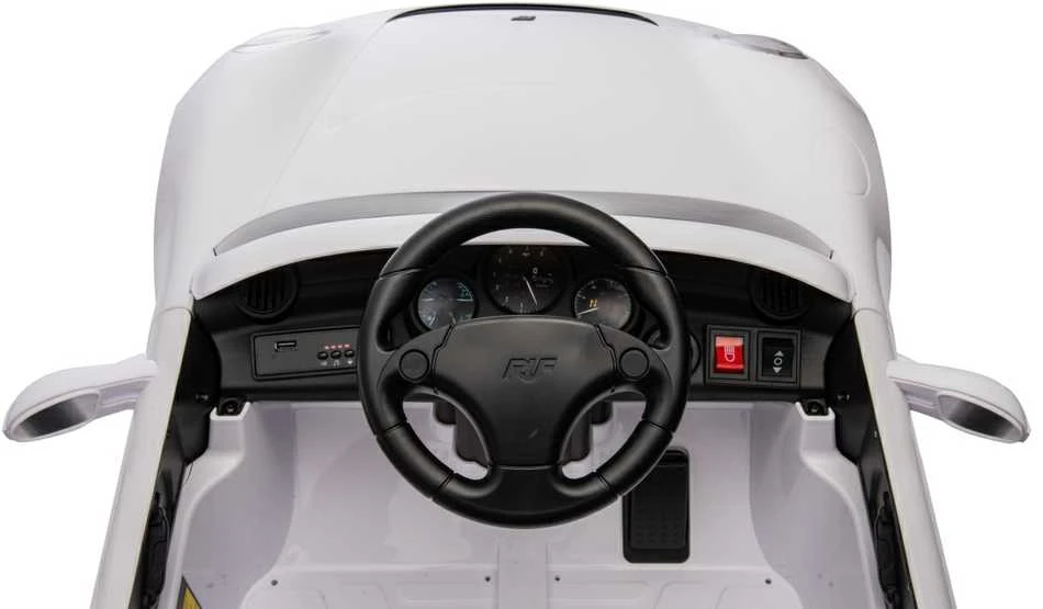 Elektromobilis RUF CTR3, Baltas