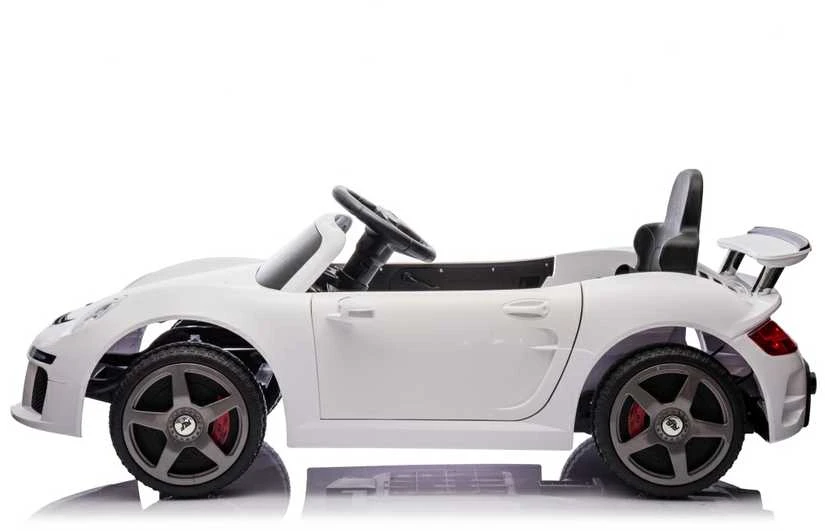 Elektromobilis RUF CTR3, Baltas