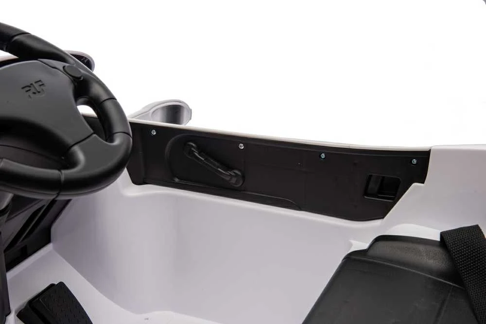 Elektromobilis RUF CTR3, Baltas