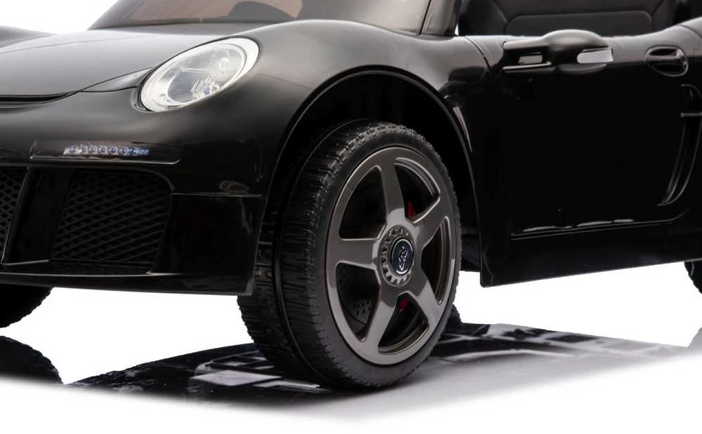 Elektromobilis RUF CTR3, Juodas