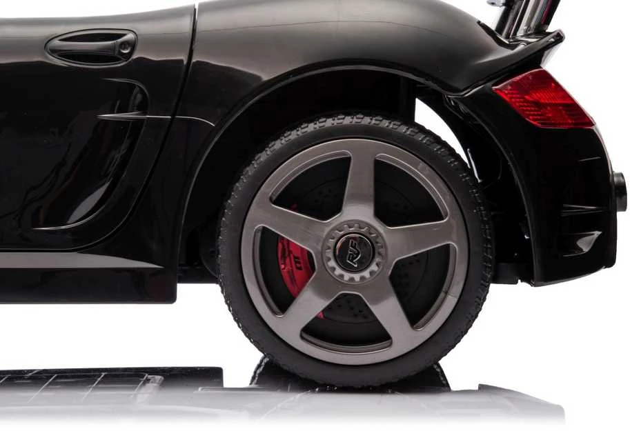 Elektromobilis RUF CTR3, Juodas