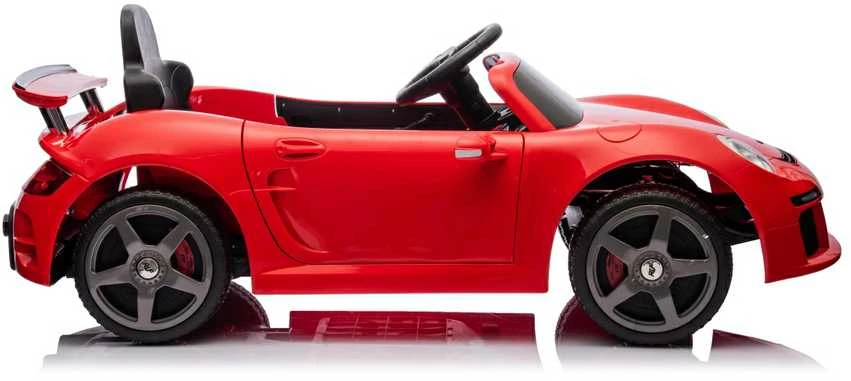 Elektromobilis RUF CTR3, Raudona