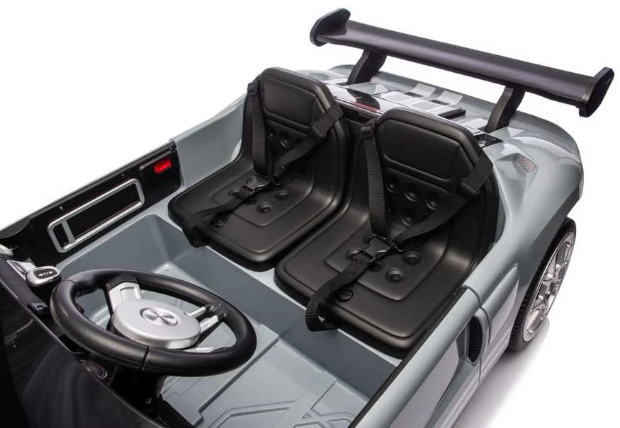 Elektromobilis Ford GT, Pilkas