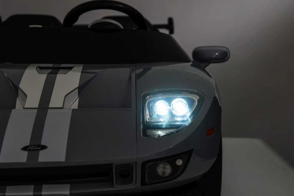 Elektromobilis Ford GT, Pilkas