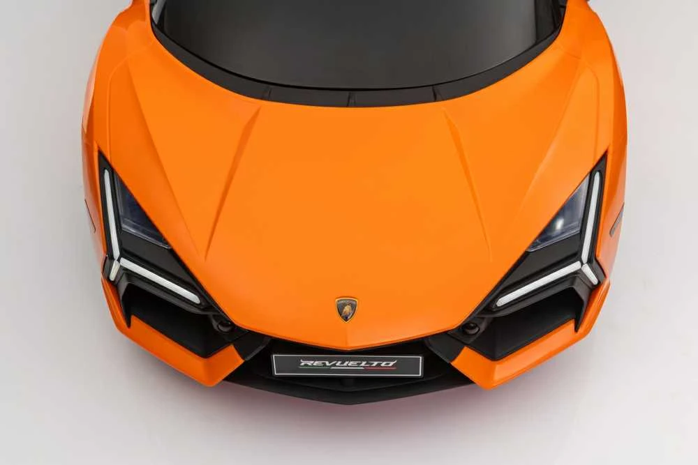 Oranžinis Elektromobilis Lamborghini Revuelto, Oranžinis
