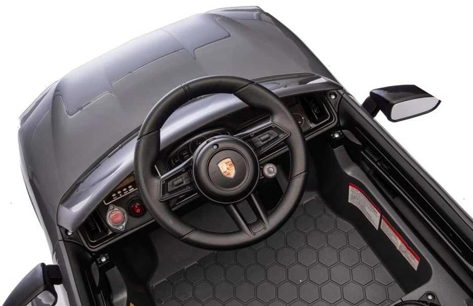 Elektromobilis Porsche Cayenne, Juodas