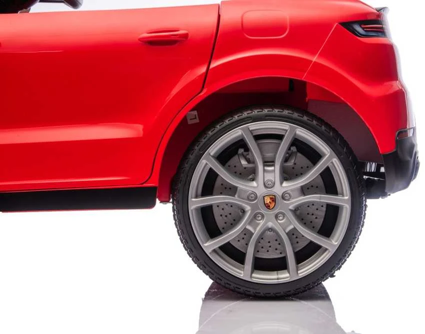 Elektromobilis Porsche Cayenne, Raudona