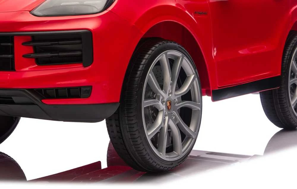 Elektromobilis Porsche Cayenne, Raudona