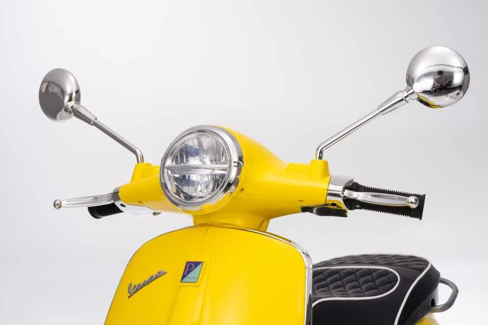 Elektrinis motoroleris Vespa ROMA, Geltona