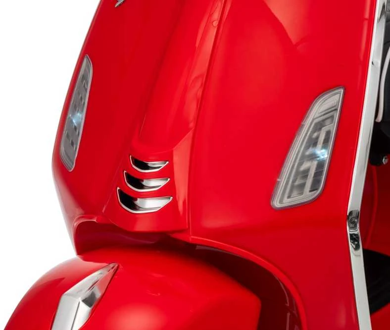 Elektrinis motoroleris Vespa ROMA, Raudona