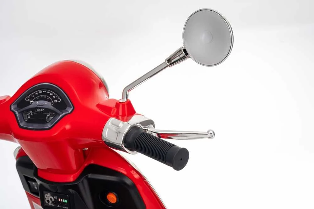 Elektrinis motoroleris Vespa ROMA, Raudona