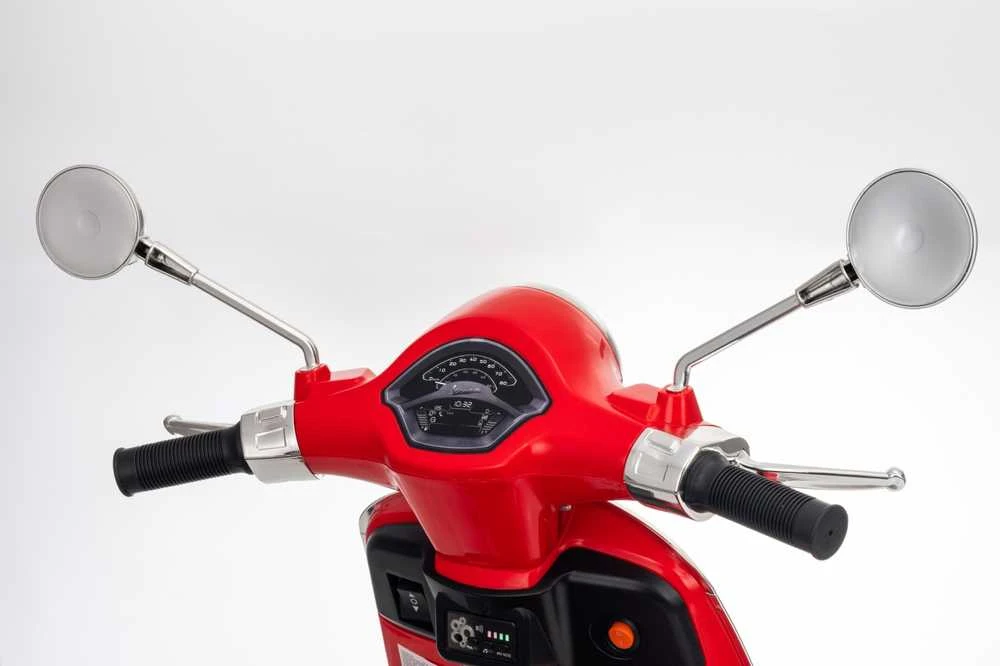 Elektrinis motoroleris Vespa ROMA, Raudona