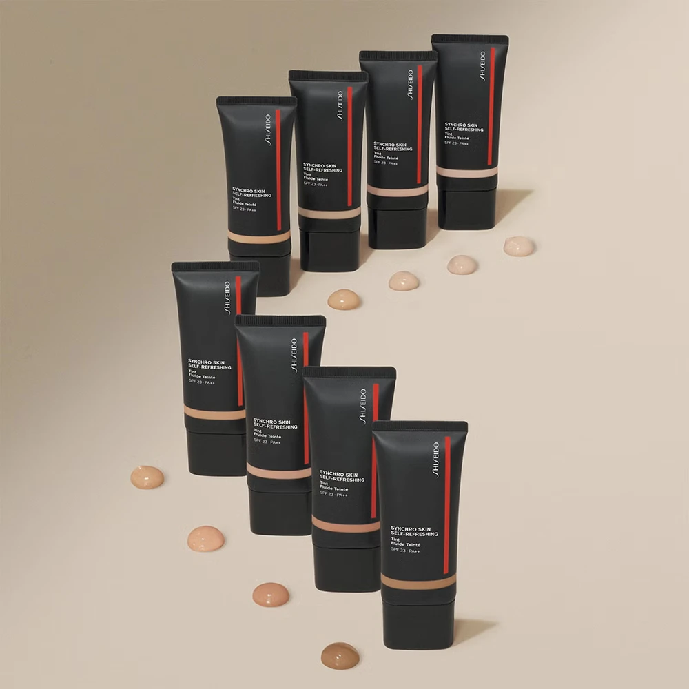 Makiažo pagrindas Shiseido Synchro Skin Self-Refreshing Tint, su SPF 20, 30 ml | spalva: 525 Deep Kuromoji
