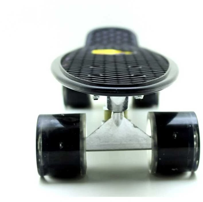 Riedlentė Pennyboard 58cm su šviečiančiais ratukais