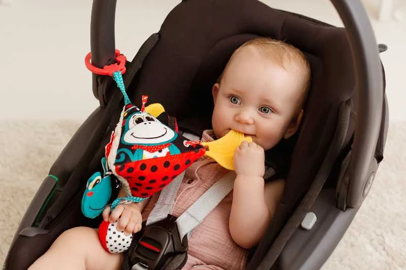 Dumel BALIBAZOO BB 82436 kontrastinė piramidės pakabukas karvė