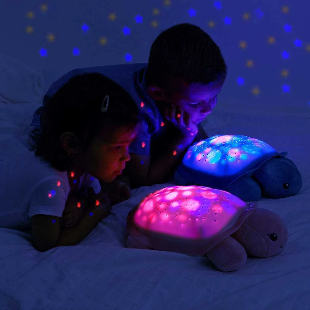 Cloud B Twinkling Twilight Turtle grojantis ir šviečiantis migdukas, mėlynos spalvos