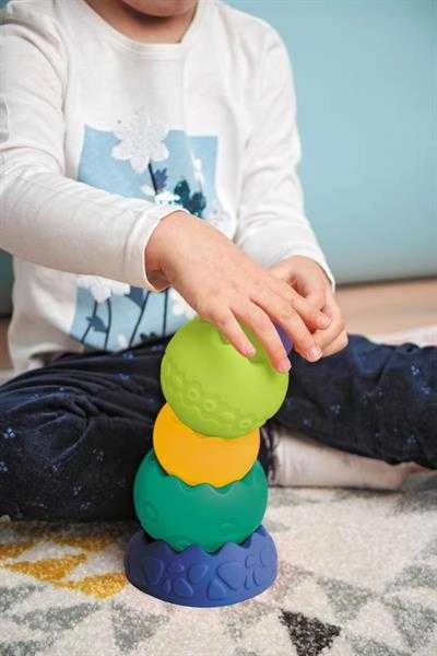 Mom's Care Švelni jutiminė piramidė pastelė 0m+ ZA4489