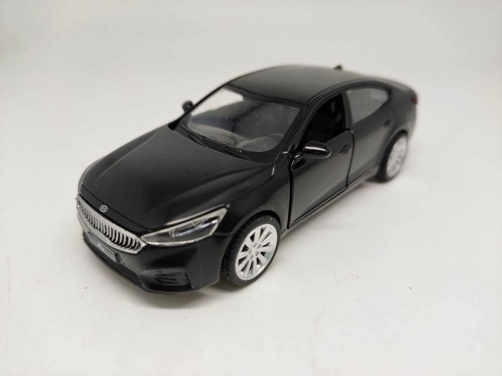 MSZ Automobilio modelis, KIA K7, 1:41