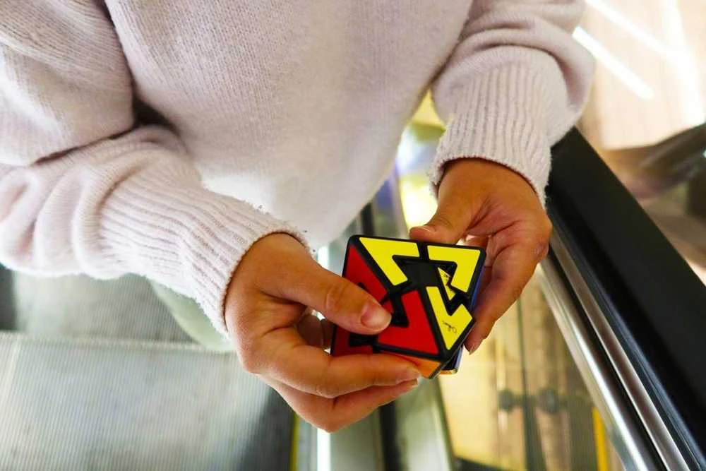 RECENT TOYS Galvosūkis Pyraminx Diamond