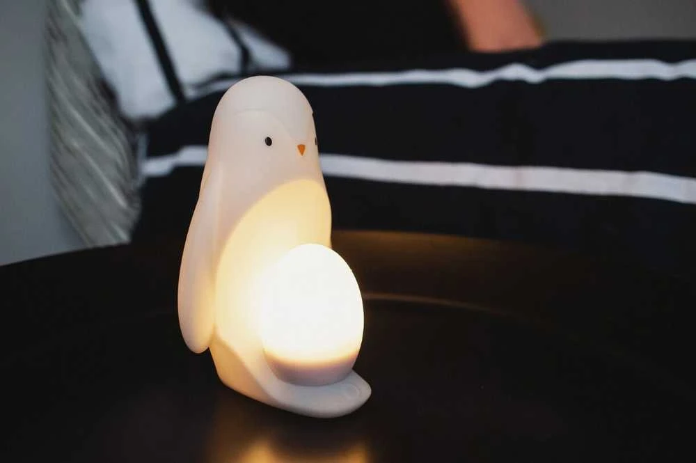 TOMMEE TIPPEE naktinis šviestuvas Penguin 2in1, 18M+, 49100810