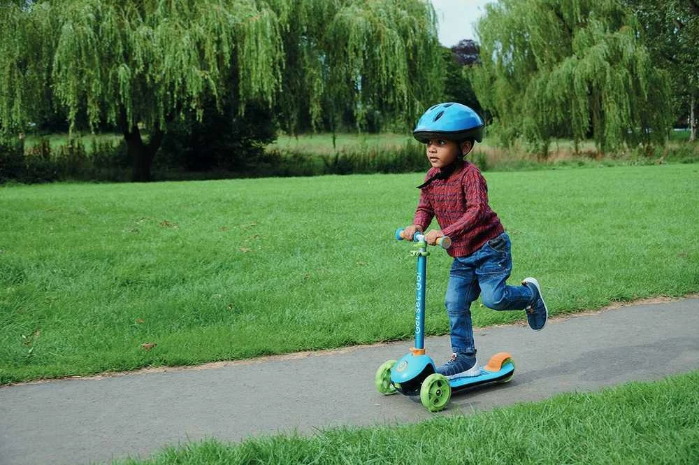 TRUNKI TRU-SCS-EU-ZZ-01 Trunki sulankstomas paspirtukas - mėlynas, mažas