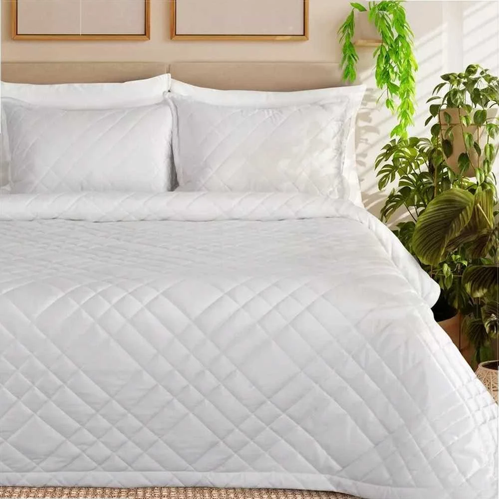 Eurofirany Baltas aksominis dekoratyvinis užtiesalas, 170x210 cm, viengulei lovai ar baldams, su dekoratyviniu dygsniavimu, lengva priežiūra, lovatiesė svetainei Lovatiesė