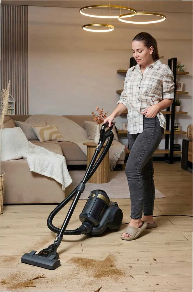 Cikloninis dulkių siurblys be maišelio 900W su HEPA filtravimu ir aromaterapija, nuotolinio valdymo pultas, 7 priedai, 10.5 m spindulys, cikloninis siurblys, HEPA dulkių siurblys, aromaterapinis siurblys