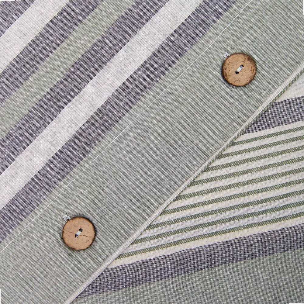 Medvilninis patalynės komplektas 220x200 cm, pilkas dryžuotas, ranforce audinys, užsegimas sagomis, 1 antklodės užvalkalas ir 2 pagalvių užvalkalai, miegamojo tekstilė