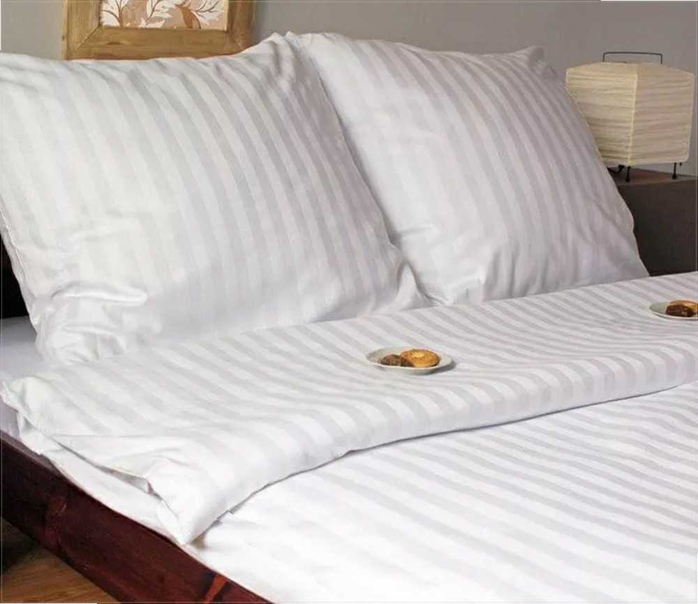 Medvilninis satino ir atlaso pynimo patalynės komplektas, 180x200 cm užvalkalas su užtrauktuku, balta juostuota patalynė, 140 g/m², su pagalvių užvalkalais, viešbučio stiliaus patalynė