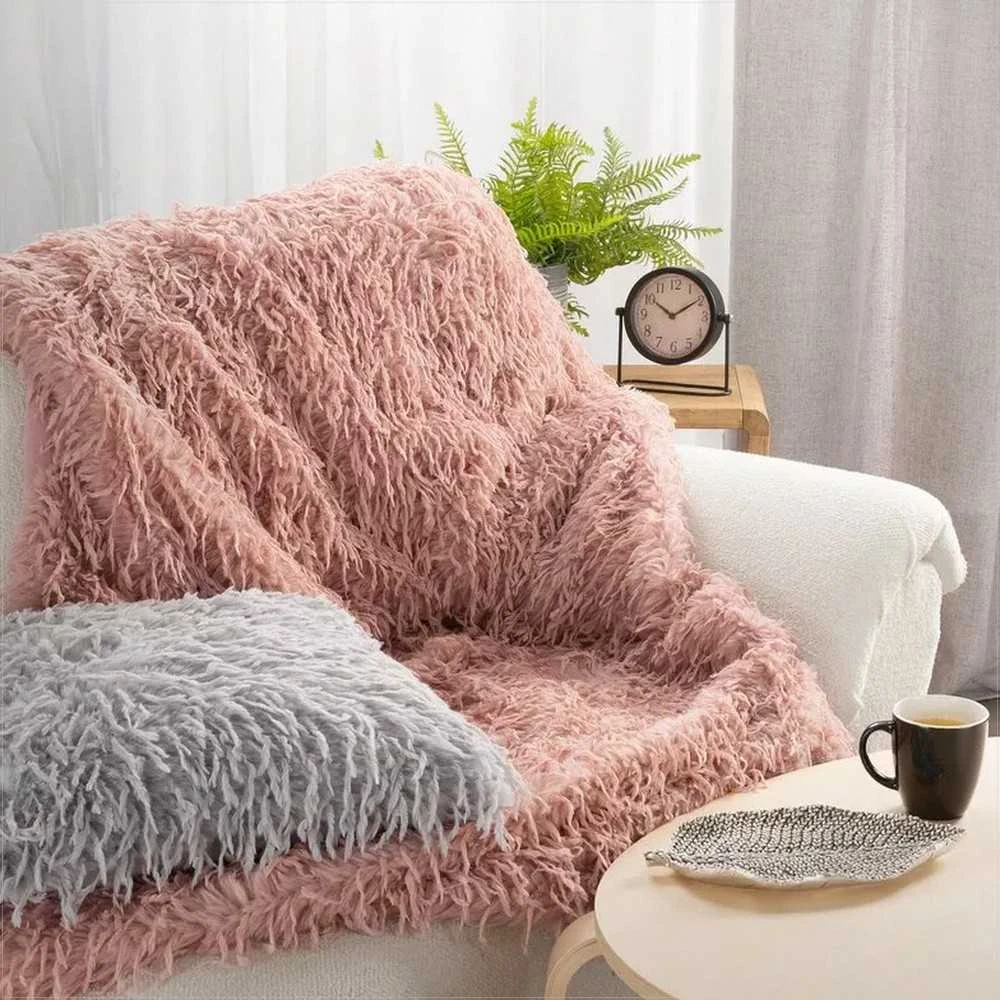 Eurofirany Pūkuotas kailinis pledas 130x170 cm, minkštas pliušinis užtiesalas, jaukus pudros rožinės spalvos uždangalas, šiltas poliesterio apklotas, lovos tiesė