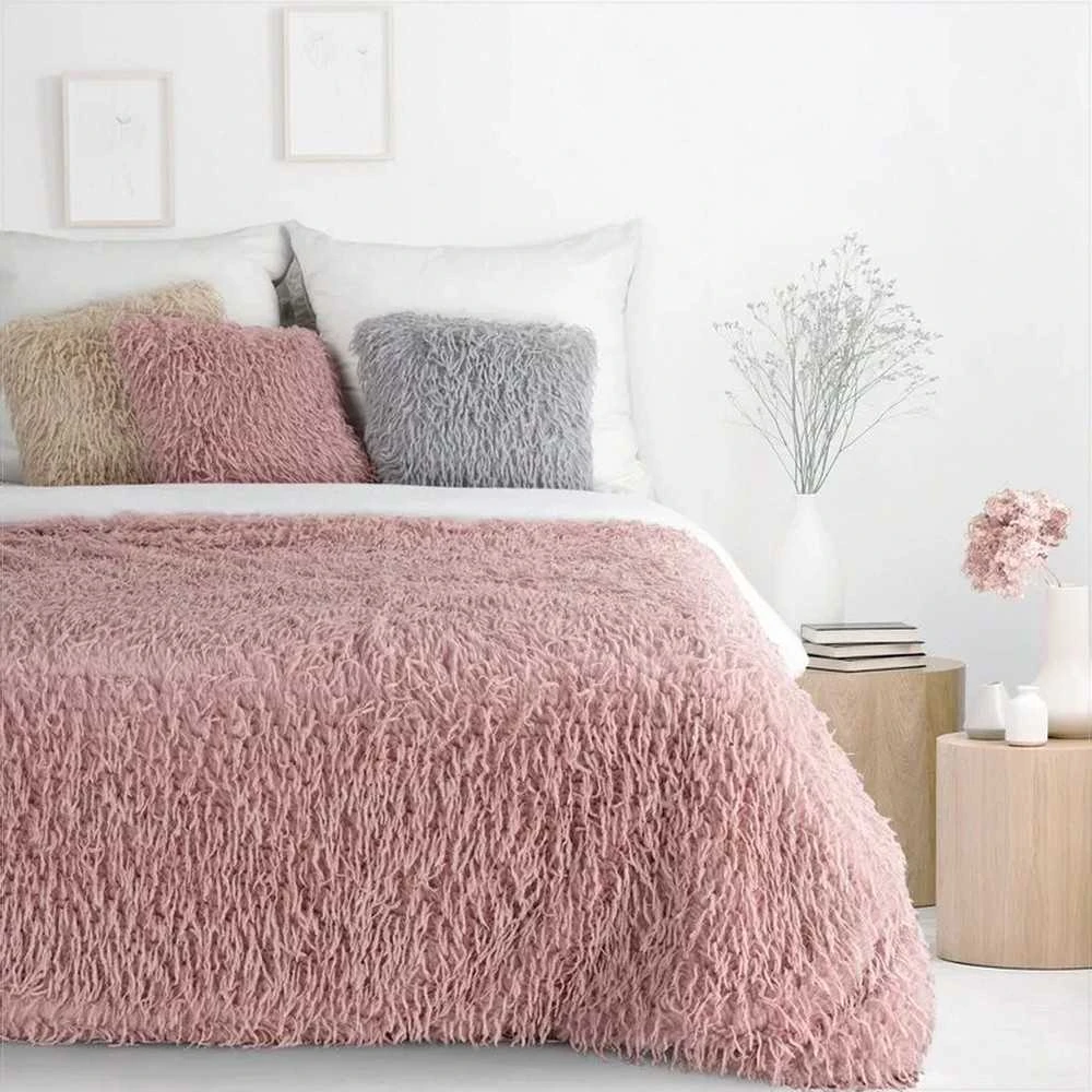 Eurofirany Pūkuotas kailinis pledas 130x170 cm, minkštas pliušinis užtiesalas, jaukus pudros rožinės spalvos uždangalas, šiltas poliesterio apklotas, lovos tiesė