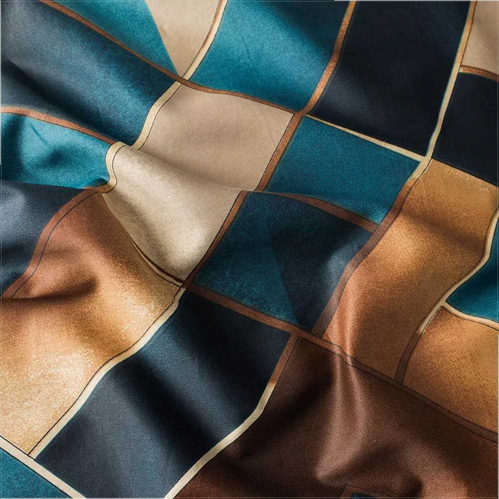 Satininis patalynės komplektas 160x200 cm, medvilninis antklodės užvalkalas, minkšti pagalvės užvalkalai, patogi patalynė, gėlėtas patalynės komplektas, prabangūs satino paklodės