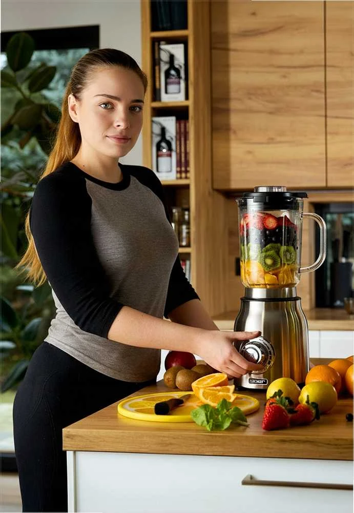Stiklinis trintuvas 4 in 1, 2.4 litrų talpos kokteiliams ir malimui, nerūdijančio plieno korpusas, titano ašmenys, kelioniniai puodeliai, virtuvinis blenderis su smulkintuvu, maisto smulkintuvas